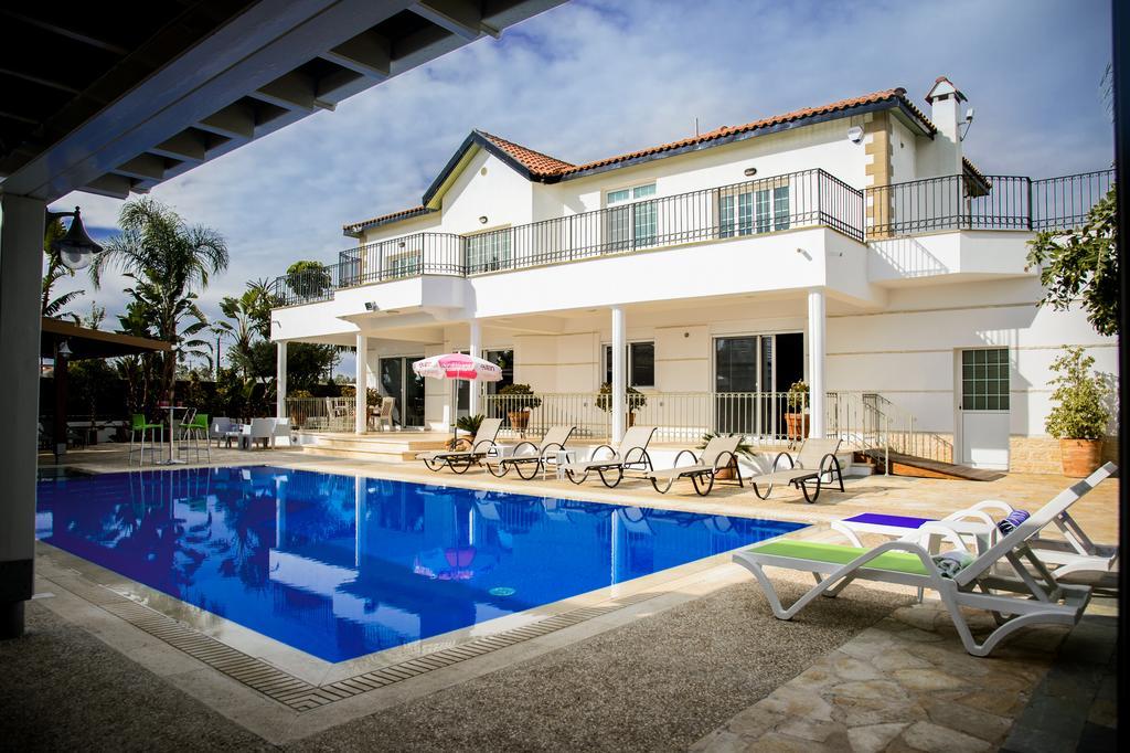 Papas Family Villa パラリムニ 部屋 写真