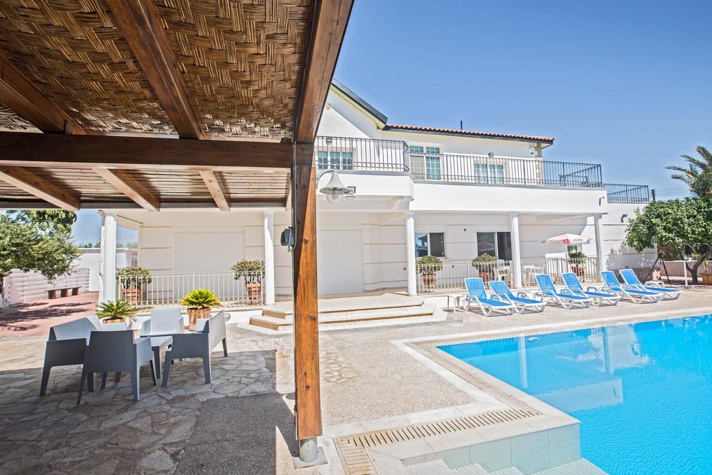 Papas Family Villa パラリムニ エクステリア 写真