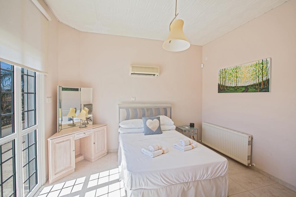 Papas Family Villa パラリムニ エクステリア 写真