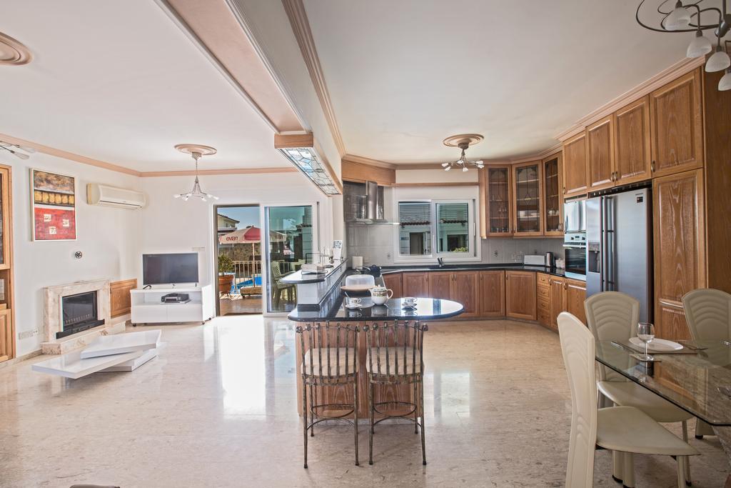 Papas Family Villa パラリムニ エクステリア 写真