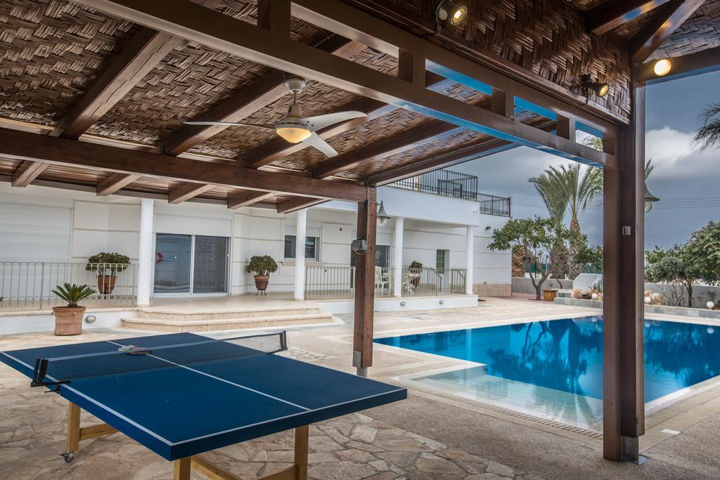 Papas Family Villa パラリムニ エクステリア 写真